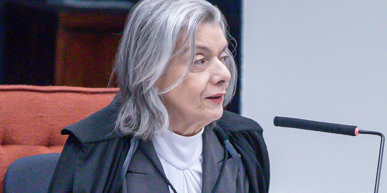 Ministra rejeita ação que pedia transporte interestadual na eleição 1