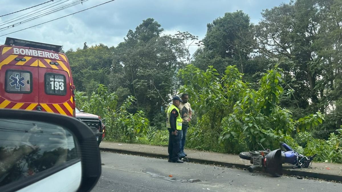 Motociclista de 63 anos morre em grave acidente em Blumenau 6