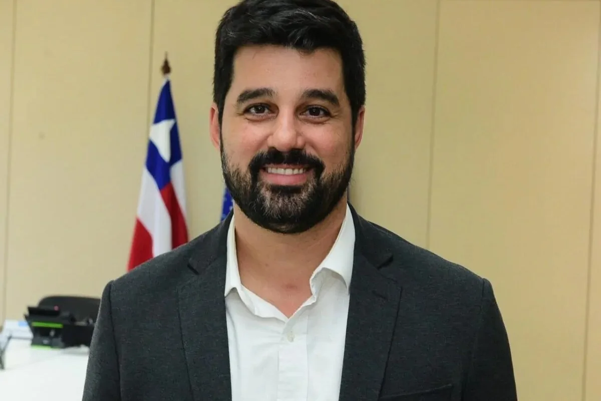 Prefeitura de Salvador confirma que secretário com prisão decretada está em Paris 1