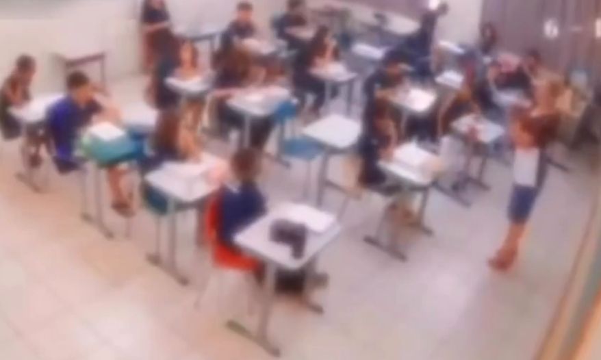 Professora é afastada em SP após apontar para crianças e dizer quem "morreria" sob governo de Flávio - Gazeta Brasil 3