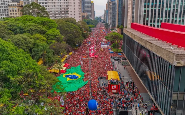 Qual o peso das manifestações de rua na campanha de 2026 1