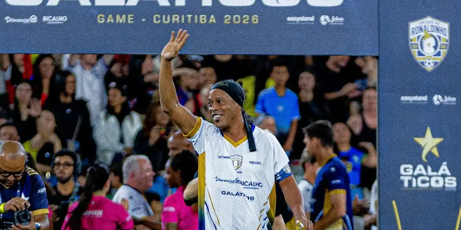 Ronaldinho Gaúcho anuncia volta aos gramados pelo italiano Ravenna 3