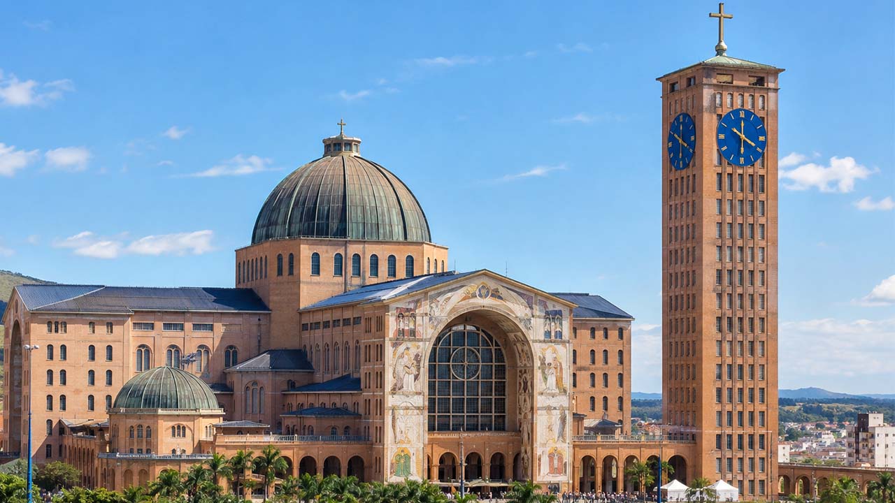 Santuário Nacional de Aparecida aguarda mais de 500 mil fiéis