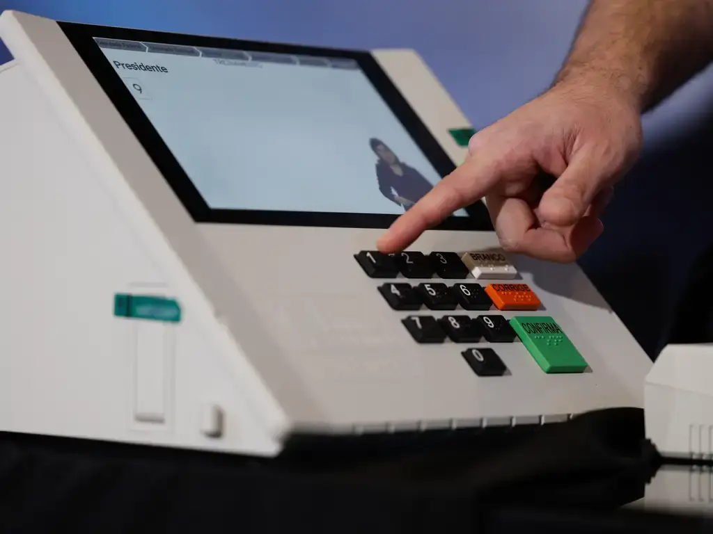 TSE muda mais de 4 mil locais de votação para o segundo turno; veja como consultar 7