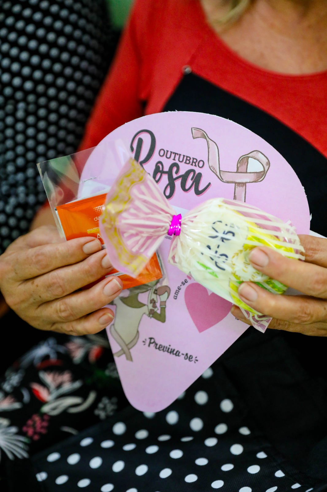 Secretaria de Saúde de Ferraz promoveu ação especial do Outubro Rosa com atividades de prevenção e autocuidado 5